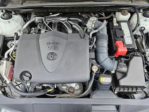 Used 2023 Toyota Camry XSE FWD image 22