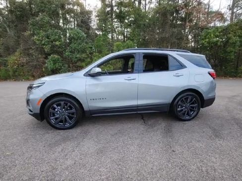 Certified 2024 Chevrolet Equinox RS image 10