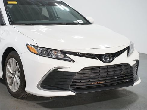 Certified 2024 Toyota Camry LE image 4