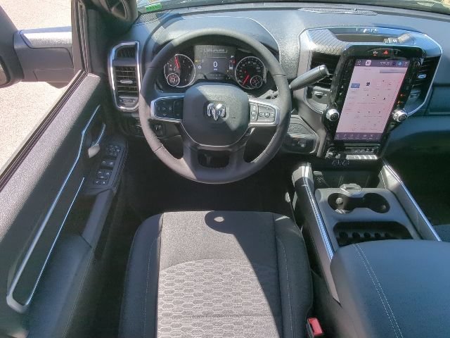 New 2026 RAM 3500 Big Horn AWD/4WD image 7