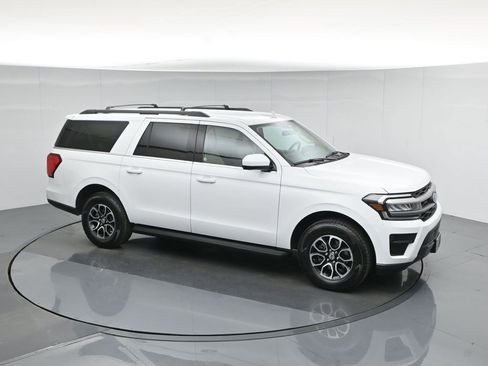 Certified 2024 Ford Expedition Max XLT image 46