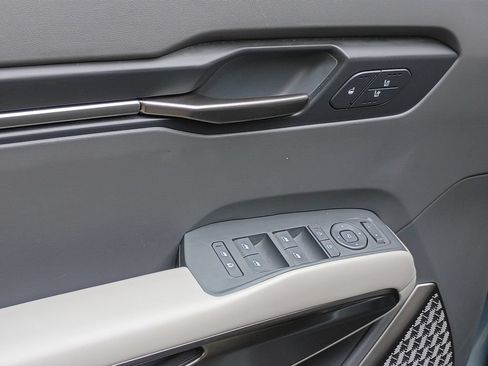 Certified 2024 Kia EV9 Wind AWD/4WD image 16