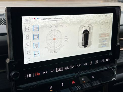 Certified 2024 GMC Hummer EV 3X image 30