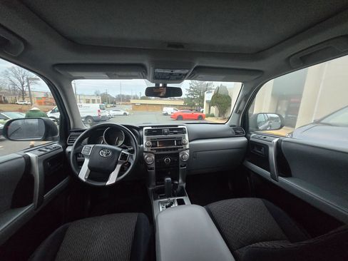 Used 2011 Toyota 4Runner Trail image 11