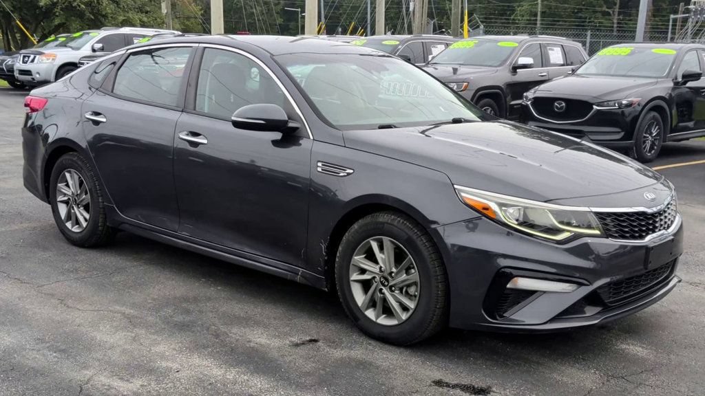 Used 2019 Kia Optima LX FWD image 2