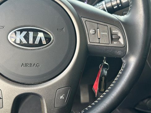 Used 2013 Kia Soul + w/ Audio Pkg image 25