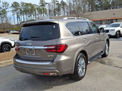 Used 2019 INFINITI QX80 Luxe image 6