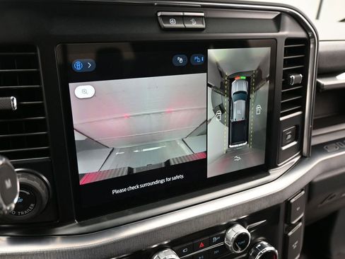 New 2025 Ford F250 Platinum image 17