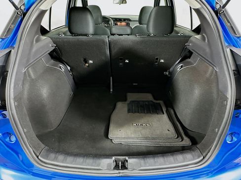 Used 2024 Nissan Kicks SR image 25