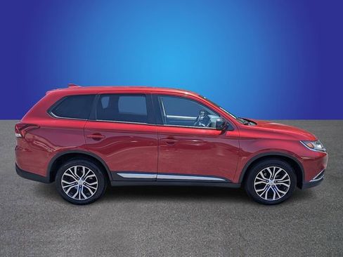 Used 2017 Mitsubishi Outlander ES FWD image 7