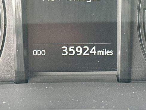 Used 2023 Toyota 4Runner SR5 Premium w/ Moonroof Package AWD/4WD image 28