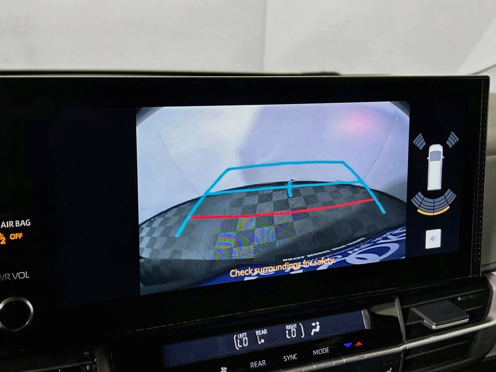 Certified 2026 Toyota Sienna XLE FWD image 12