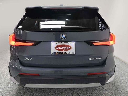 Used 2025 BMW X1 xDrive28i w/ Premium Package image 4