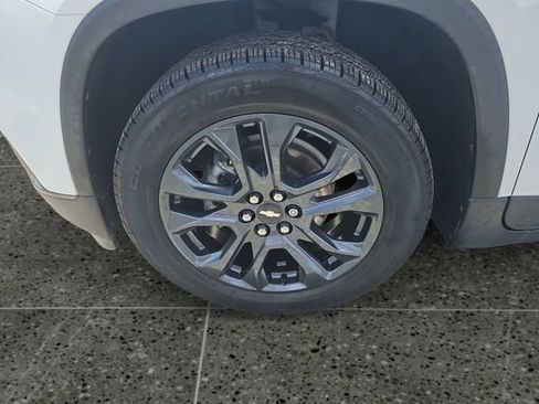 Used 2021 Chevrolet Traverse RS FWD image 15