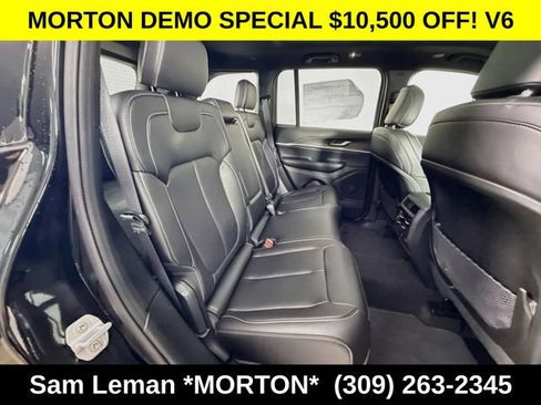 New 2025 Jeep Grand Cherokee Limited w/ Black Appearance Package AWD/4WD image 27