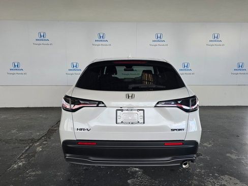 New 2026 Honda HR-V Sport image 5