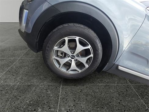 Used 2021 Kia Telluride EX image 14