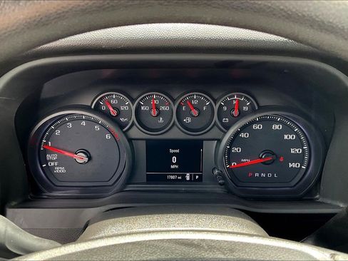 Used 2022 Chevrolet Silverado 1500 W/T w/ WT Convenience Package RWD image 8