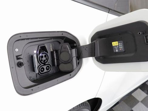 New 2026 BMW iX xDrive45 w/ Premium Package image 20