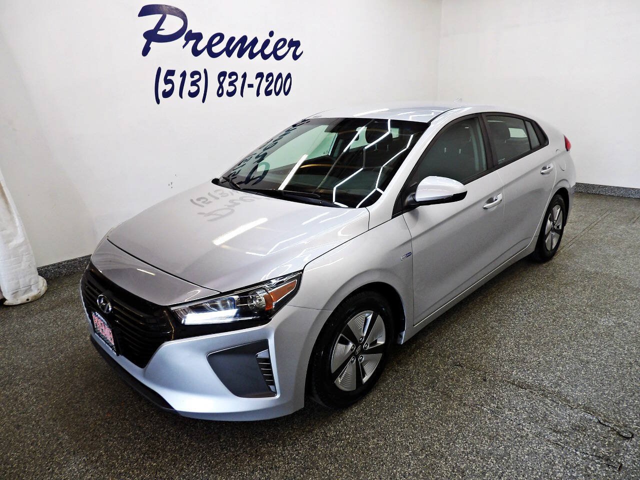 Used 2018 Hyundai Ioniq Blue FWD image 1