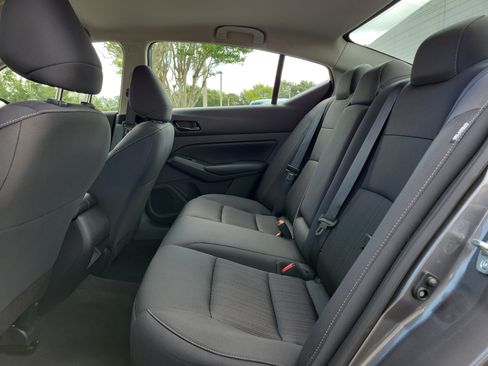 Certified 2025 Nissan Altima 2.5 S FWD image 18