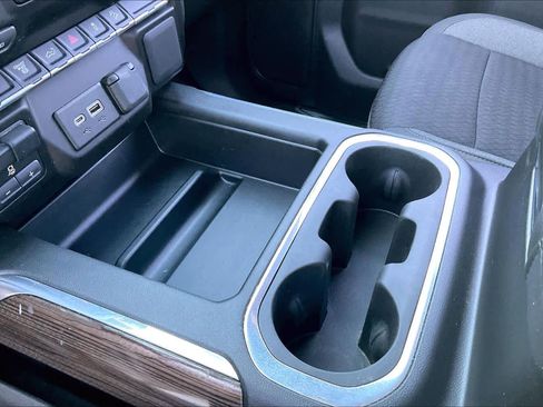 Used 2023 Chevrolet Silverado 2500 LT image 16