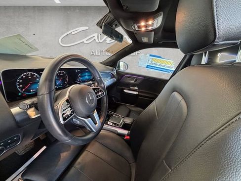 Used 2020 Mercedes-Benz GLB 250 image 24