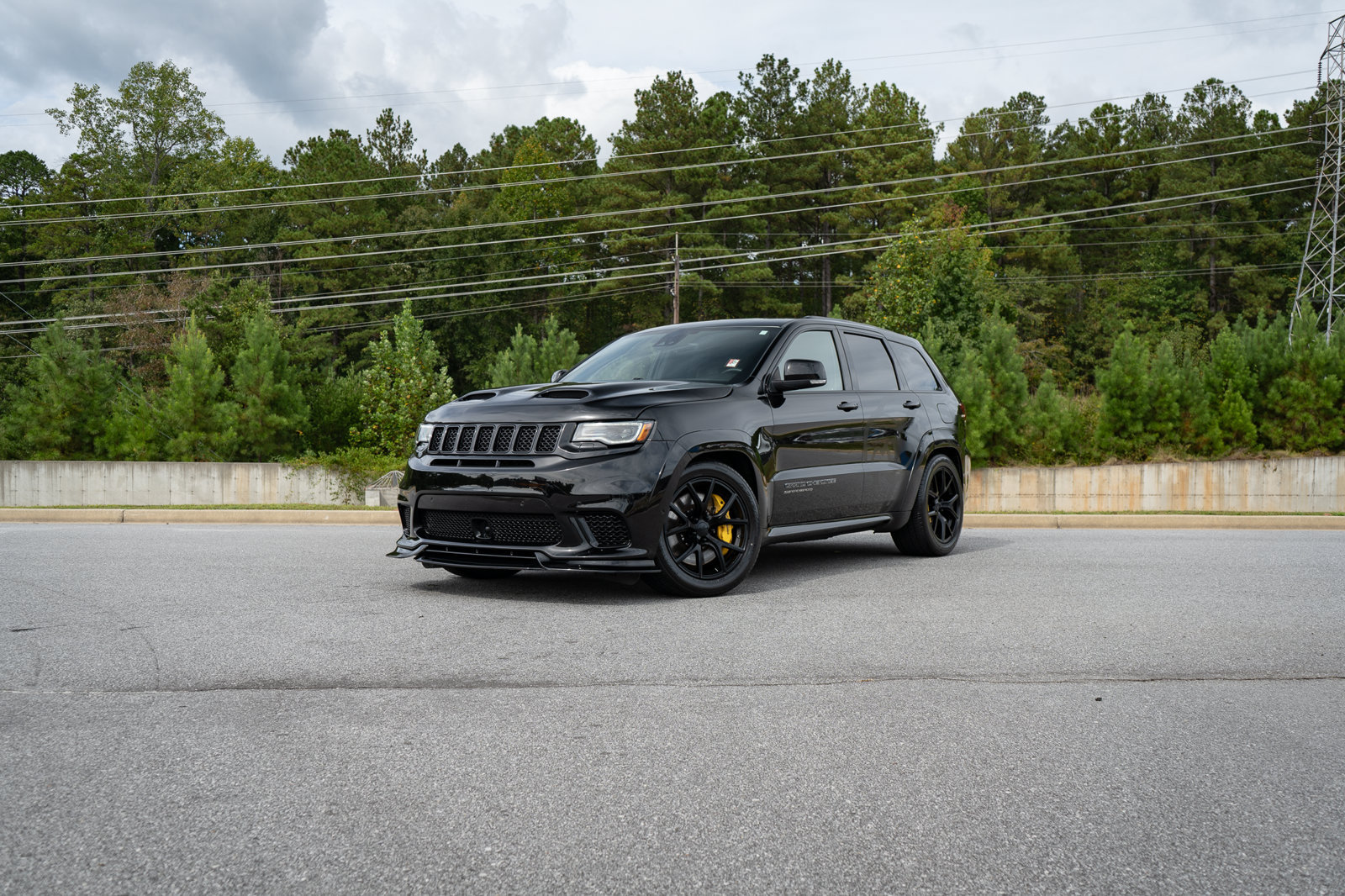 Used 2018 Jeep Grand Cherokee Trackhawk AWD/4WD image 1