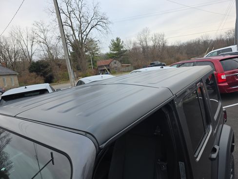 New 2026 Jeep Wrangler Sport S image 33