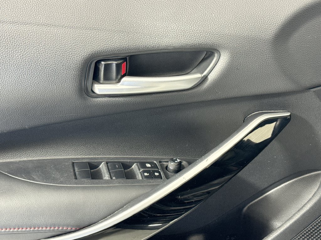 Used 2024 Toyota Corolla XSE FWD image 17