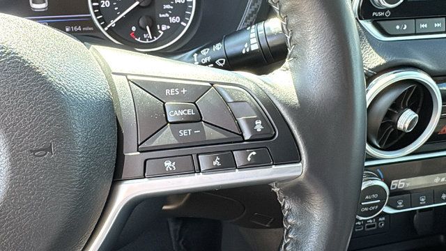 Certified 2021 Nissan Sentra SV FWD image 13