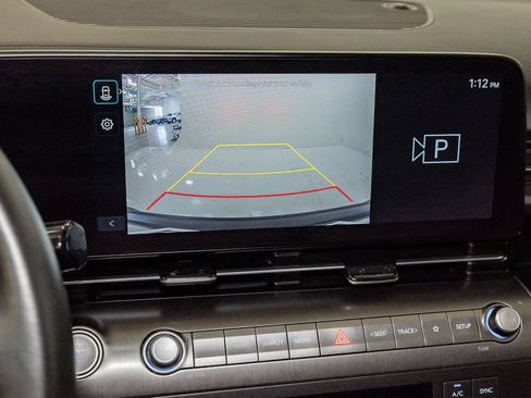 Used 2025 Hyundai Kona SEL FWD image 18