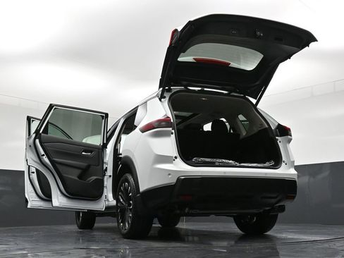 New 2026 Nissan Rogue SV image 40