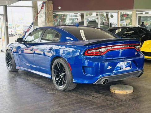 Used 2022 Dodge Charger Scat Pack w/ Dynamics Package RWD image 15