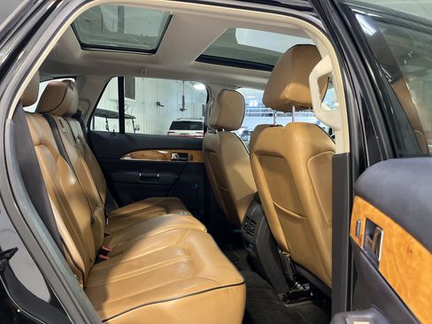 Used 2013 Lincoln MKX FWD image 12