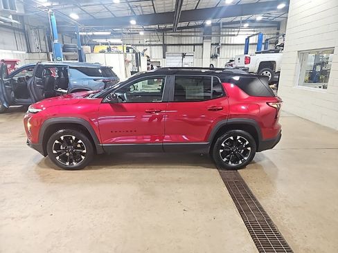 Used 2025 Chevrolet Equinox RS w/ Convenience Package III image 4