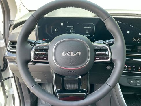 New 2026 Kia Carnival SX Prestige image 40