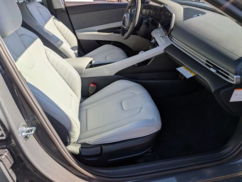 New 2026 Hyundai Elantra Limited w/ Cargo Package FWD image 25