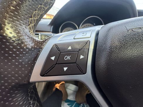 Used 2014 Mercedes-Benz E 350 4MATIC Sedan image 29