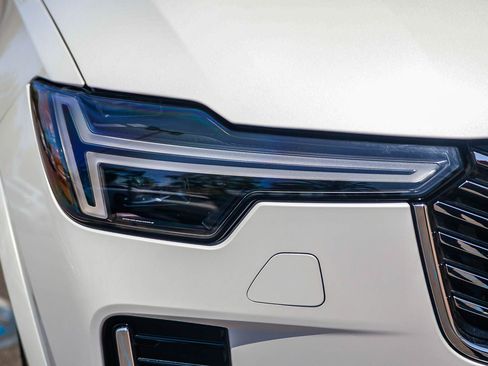 Certified 2026 Volvo XC90 B6 Plus AWD/4WD image 11