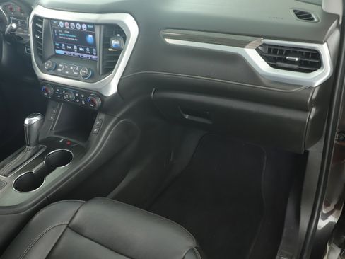 Used 2018 GMC Acadia SLT image 20