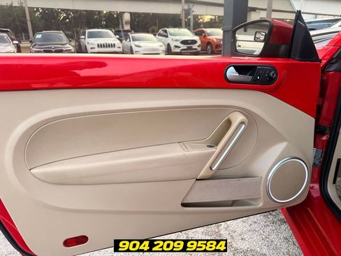 Used 2015 Volkswagen Beetle 1.8T FWD image 28