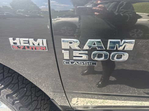 Used 2019 RAM 1500 Big Horn AWD/4WD image 9