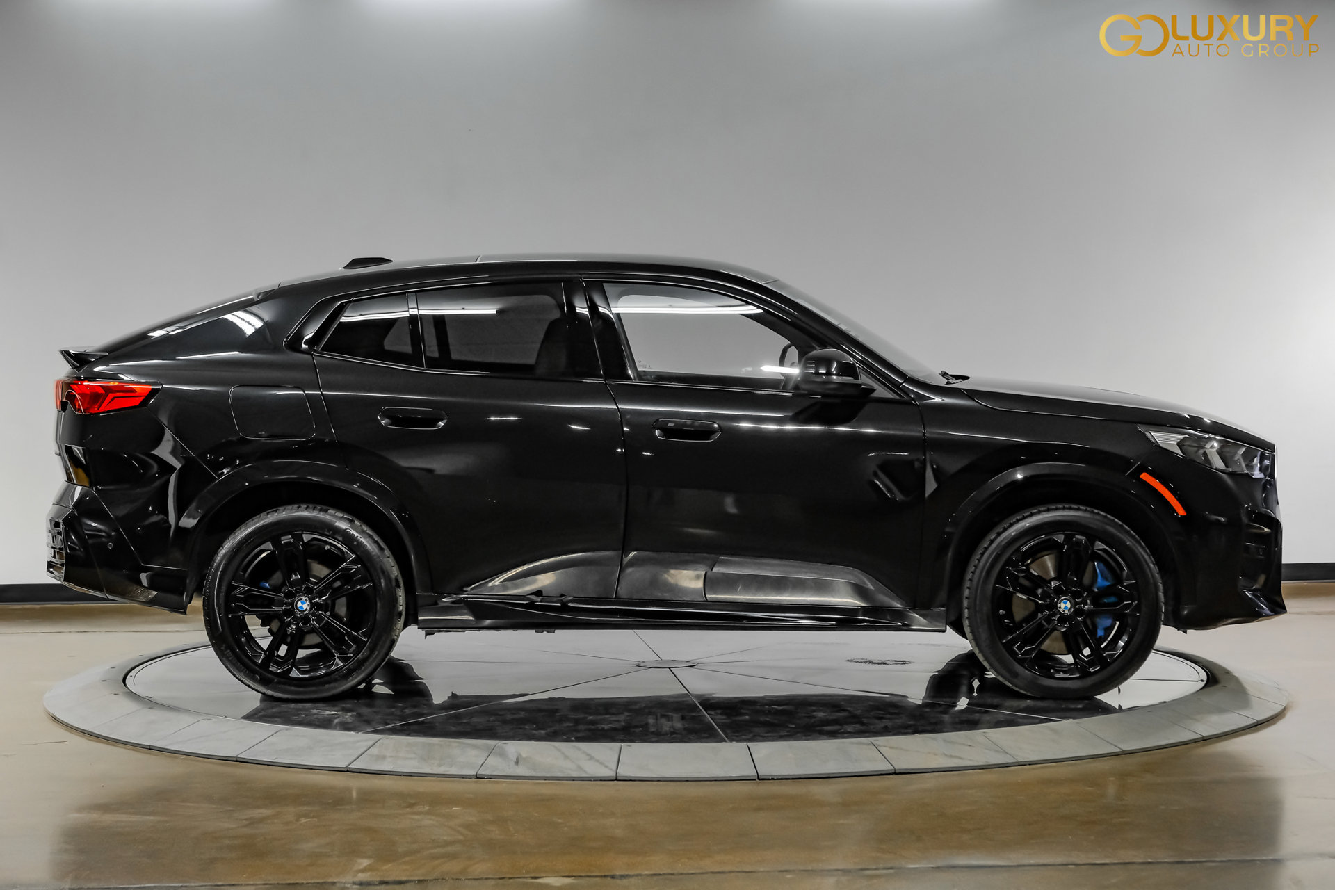 Used 2026 BMW X2 xDrive28i AWD/4WD image 8