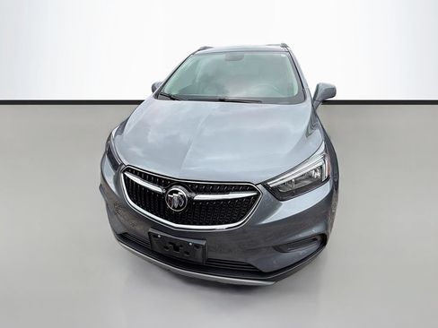 Used 2020 Buick Encore Preferred FWD image 2