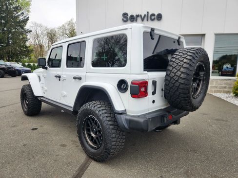 Used 2018 Jeep Wrangler Unlimited Sahara w/ Dual Top Group AWD/4WD image 12