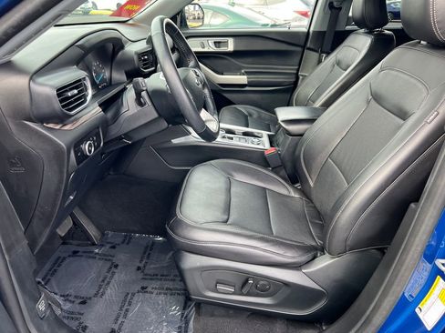 Used 2023 Ford Explorer Limited image 14
