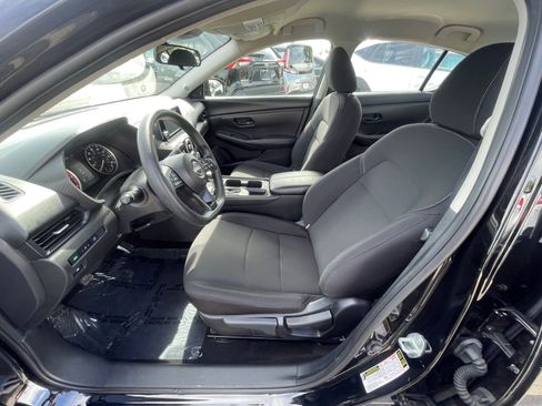 Used 2025 Nissan Sentra S image 27