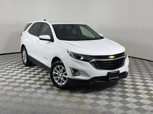 Used 2019 Chevrolet Equinox LT FWD image 2