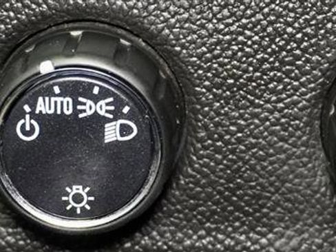 Used 2016 Chevrolet Colorado W/T w/ WT Convenience Package image 27